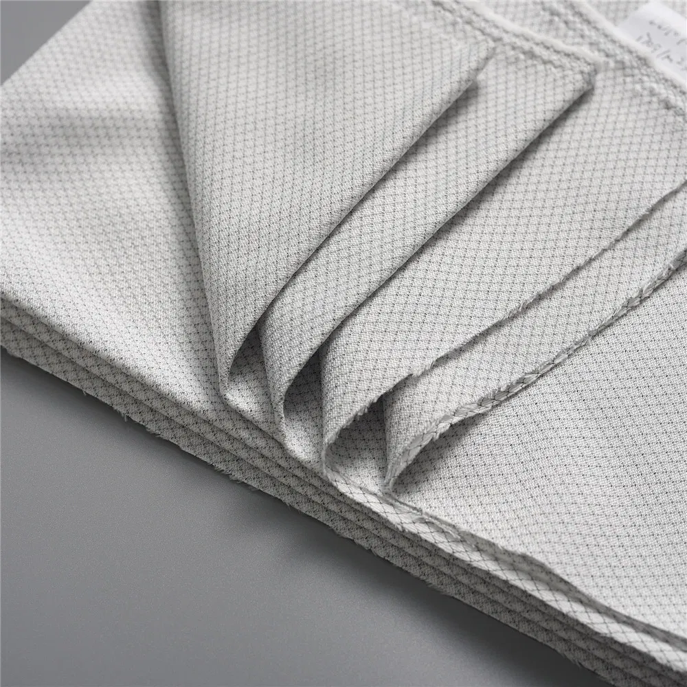 Tissu antistatique ESD en polyester, tissu à grille de 5 mm pour vêtements de travail de l'industrie